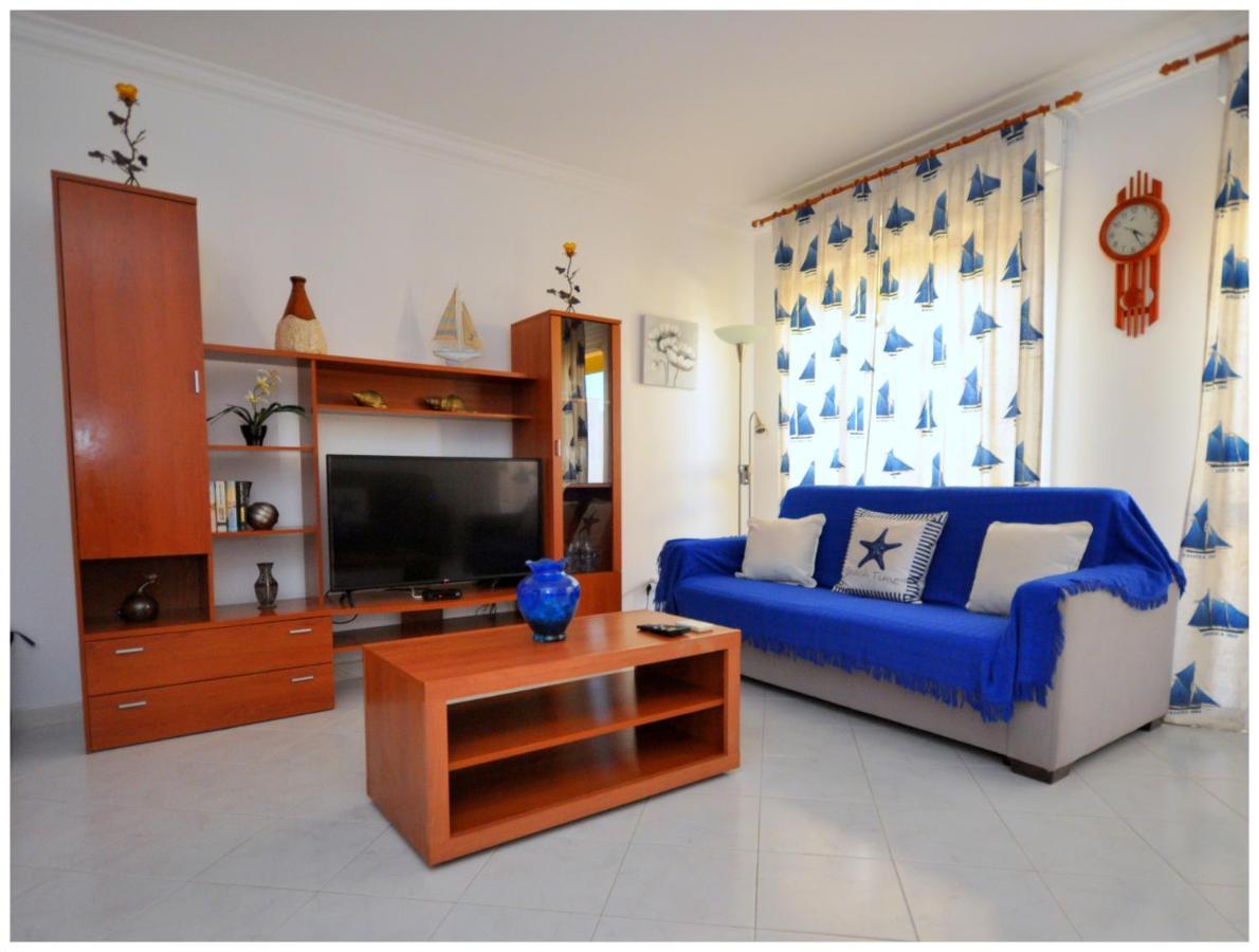 Apartamentos Capitolina Quarteira Exteriör bild