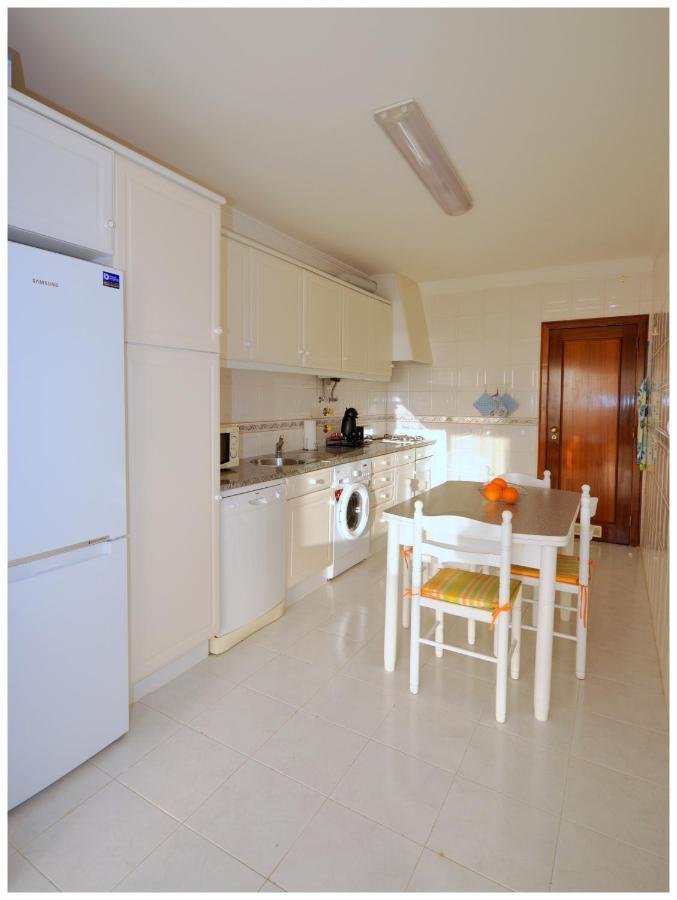 Apartamentos Capitolina Quarteira Exteriör bild