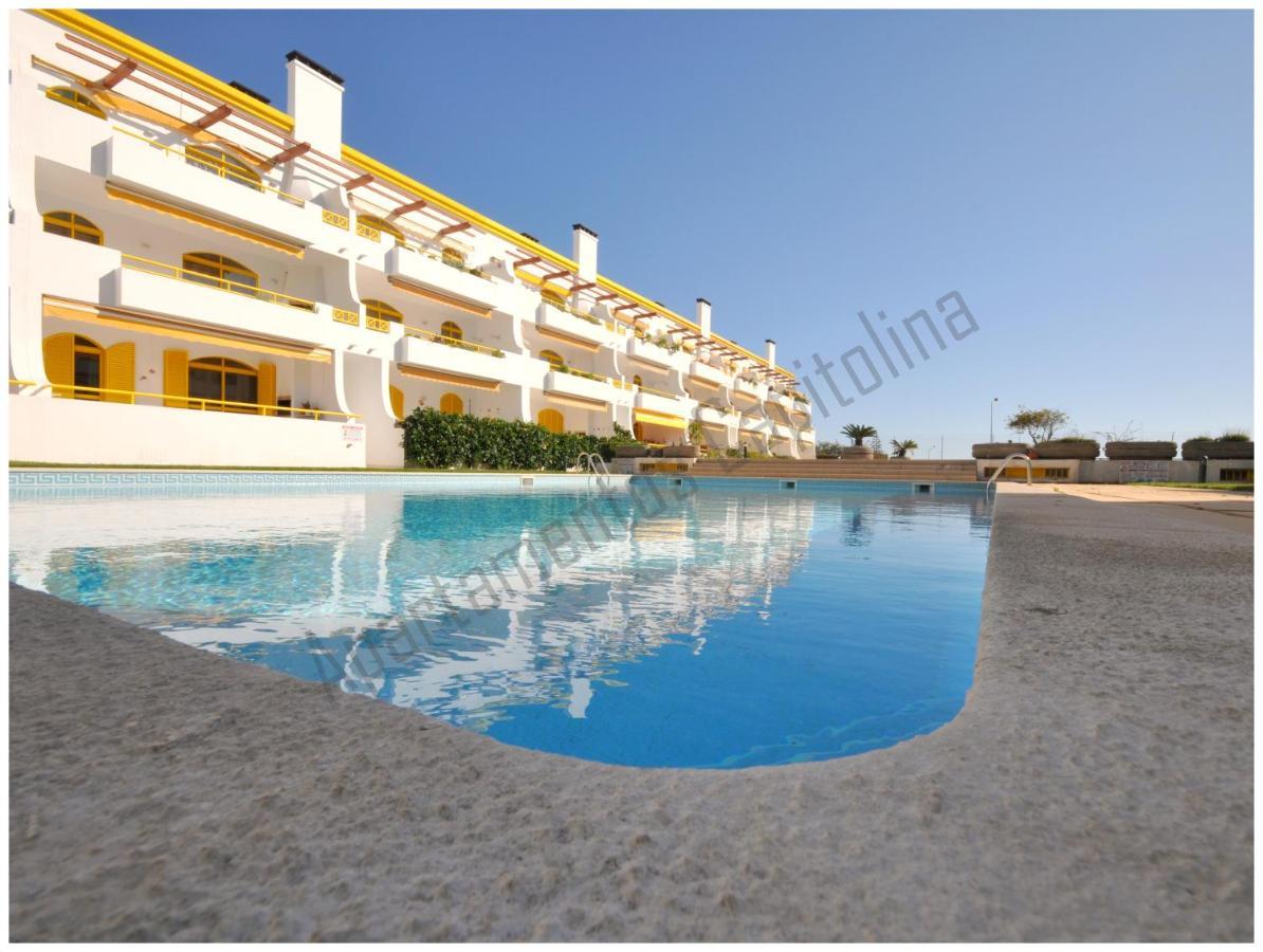 Apartamentos Capitolina Quarteira Exteriör bild
