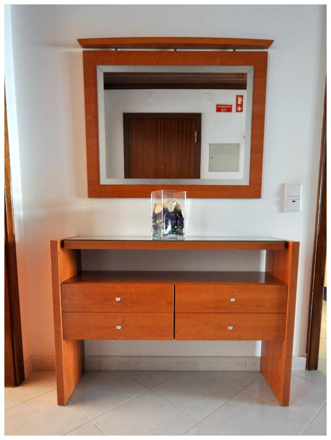 Apartamentos Capitolina Quarteira Exteriör bild