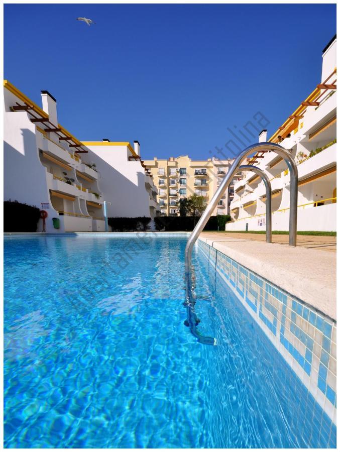 Apartamentos Capitolina Quarteira Exteriör bild